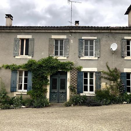Yviers Maison Verdeau المظهر الخارجي الصورة